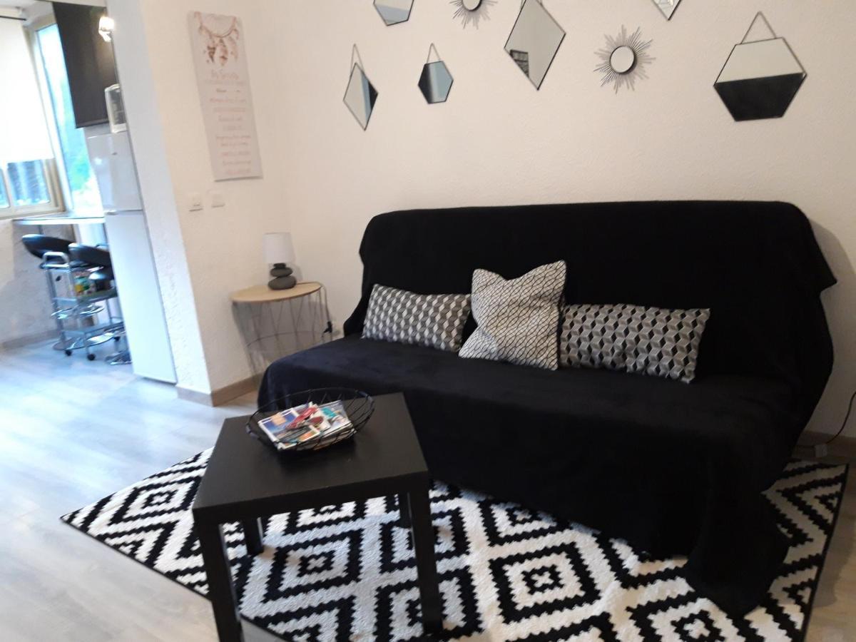 Bandol Studio Luaran gambar
