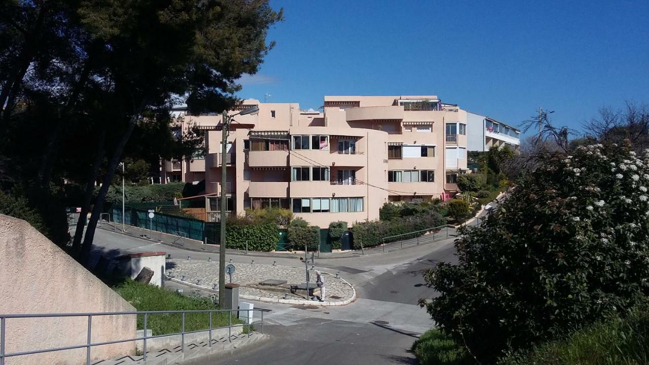 Bandol Studio Luaran gambar