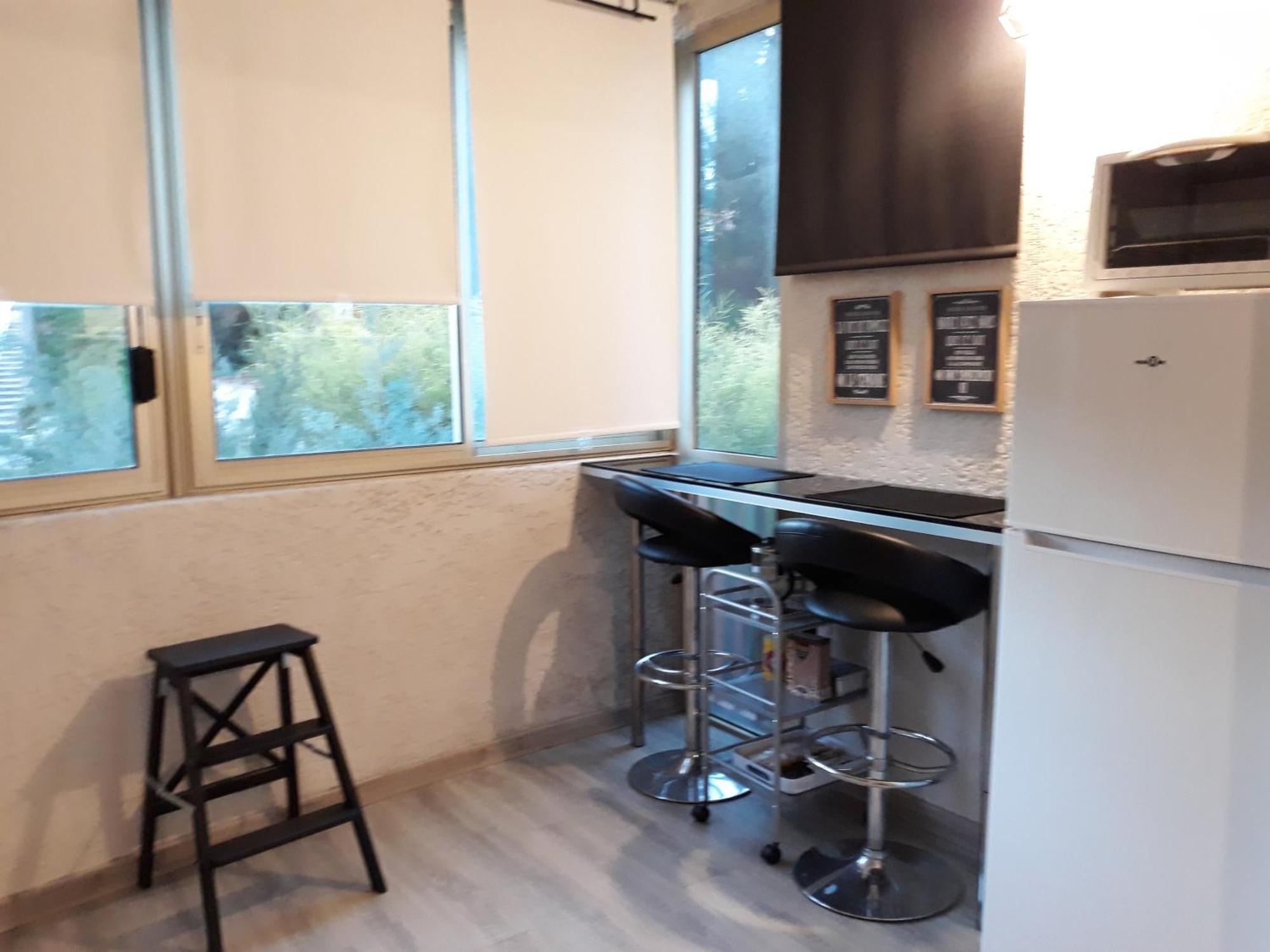 Bandol Studio Luaran gambar